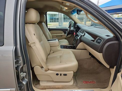 Used 2013 GMC Sierra 1500 Denali AWD/4WD image 26