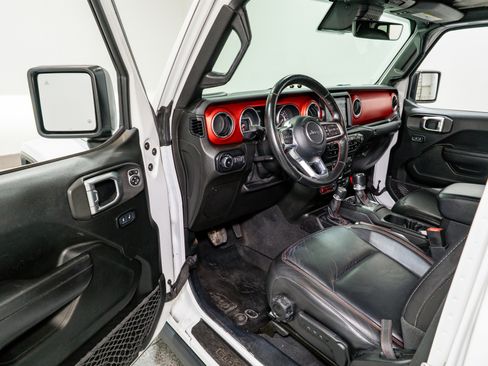 Used 2020 Jeep Gladiator Rubicon image 13
