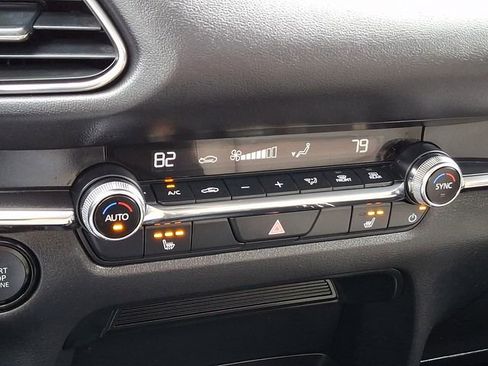 Used 2024 MAZDA CX-30 AWD 2.5 S w/ Preferred Package image 16