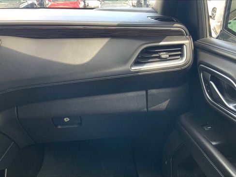 Used 2021 Chevrolet Tahoe LT image 36