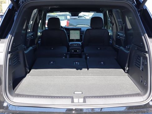 New 2026 GMC Acadia Denali w/ Super Cruise Package image 21