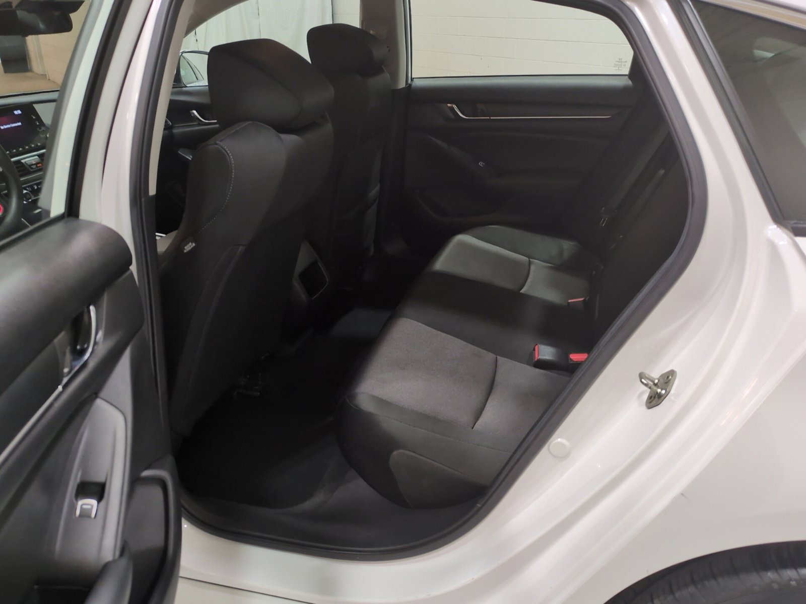 Used 2019 Honda Accord LX image 13