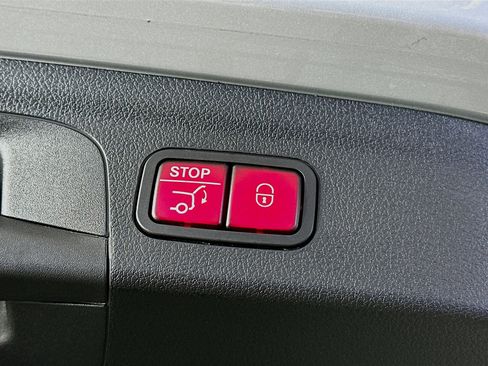 Used 2022 Mercedes-Benz GLE 350 4MATIC image 29