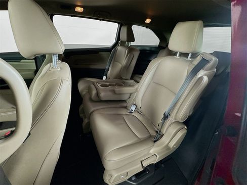 Used 2023 Honda Odyssey EX-L image 20