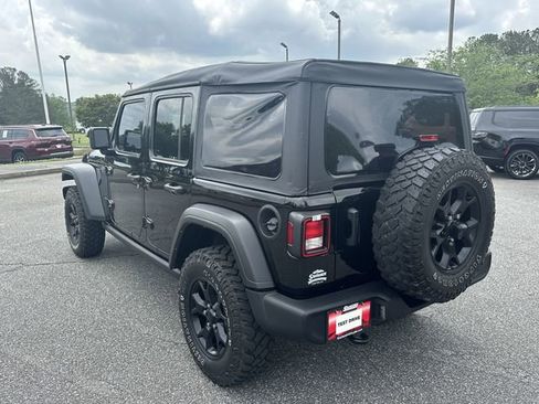 Used 2021 Jeep Wrangler Unlimited Sport image 3