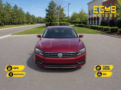 Used 2018 Volkswagen Passat 2.0T S w/ Driver Assistance Package FWD image 8