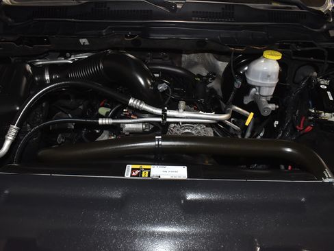 Used 2022 RAM 1500 Warlock AWD/4WD image 32