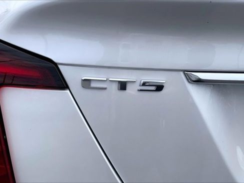 Used 2022 Cadillac CT5 Premium Luxury AWD/4WD image 7