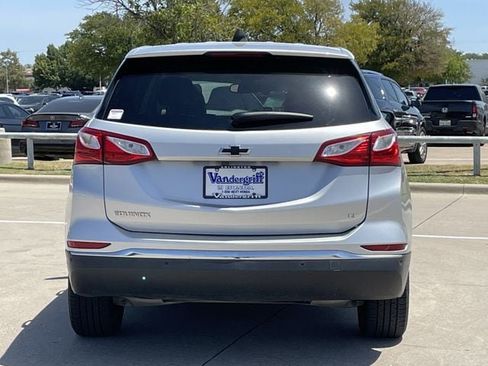 Used 2020 Chevrolet Equinox LT w/ Sport Edition FWD image 5