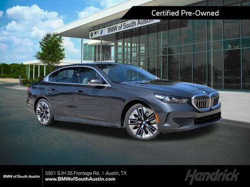 Used 2026 BMW 530i xDrive w/ Premium Package AWD/4WD image 1