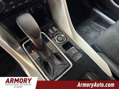 Used 2024 Mitsubishi Eclipse Cross SE image 20