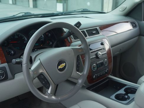 Used 2012 Chevrolet Avalanche LT w/ All-Star Edition image 25