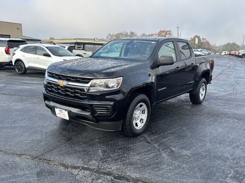 Used 2021 Chevrolet Colorado W/T w/ WT Convenience Package image 2