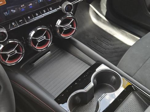 New 2026 Chevrolet Blazer EV RS AWD/4WD image 16