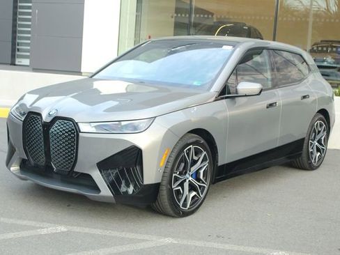 Used 2024 BMW iX xDrive50 w/ Premium Package image 1