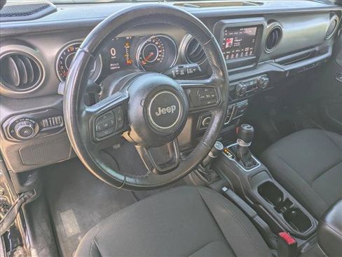 Used 2019 Jeep Wrangler Unlimited Sport S AWD/4WD image 10