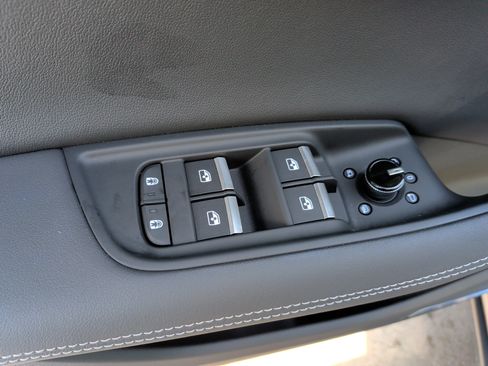 Used 2026 Audi Q7 3.0T Premium Plus AWD/4WD image 14
