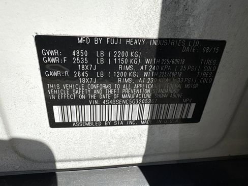 Used 2016 Subaru Outback 3.6R Limited AWD/4WD image 5