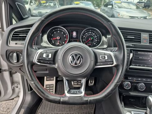 Used 2015 Volkswagen GTI SE FWD image 12