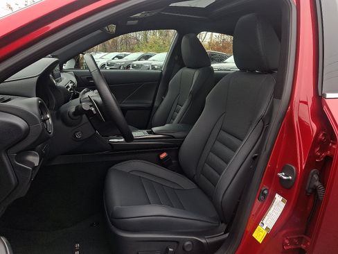 Used 2023 Lexus IS 350 F Sport image 13