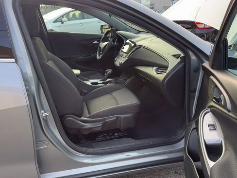 Used 2023 Chevrolet Malibu LT image 25