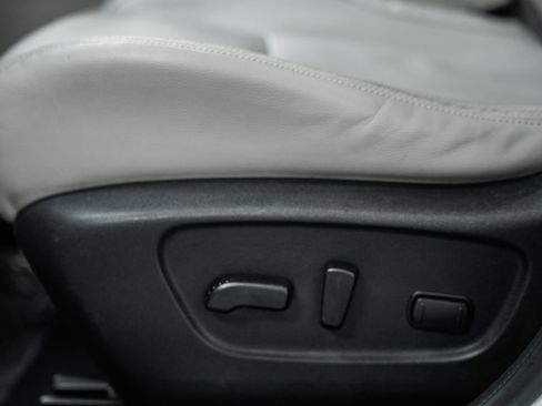 Used 2018 Nissan Rogue Sport SL w/ SL Premium Package image 41