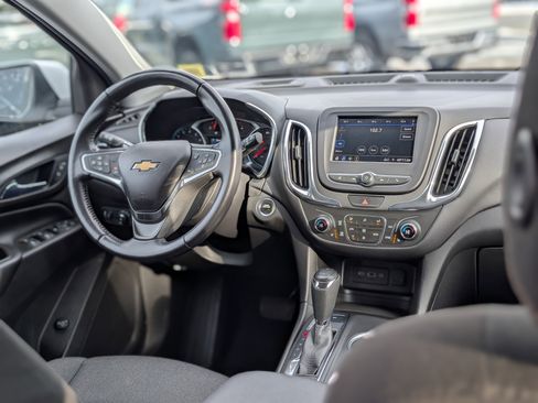 Used 2020 Chevrolet Equinox LT image 14