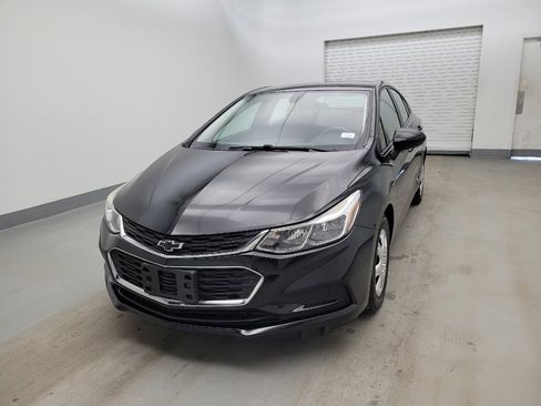 Used 2018 Chevrolet Cruze LS image 15