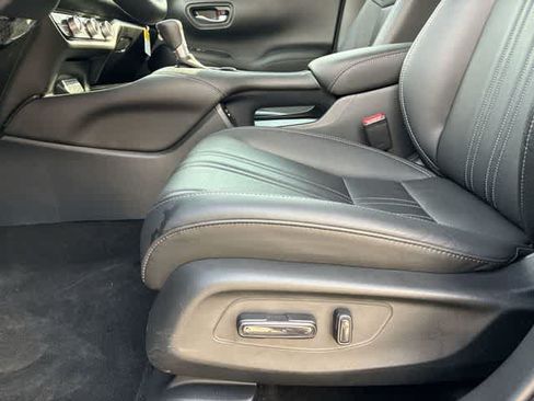 Used 2026 Honda HR-V EX-L image 18