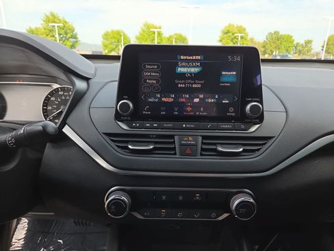 Used 2022 Nissan Altima 2.5 SV FWD image 24