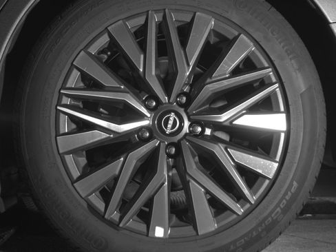 Used 2025 Nissan Altima 2.5 SV image 14