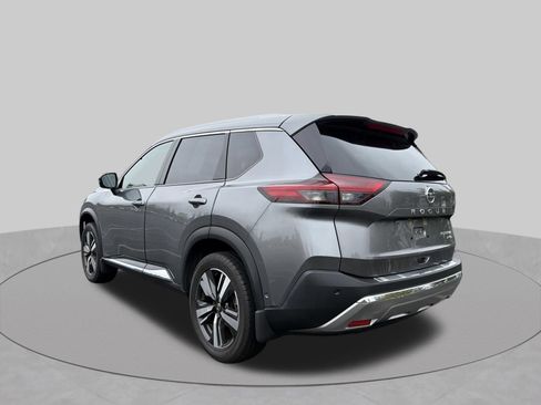 Used 2021 Nissan Rogue Platinum AWD/4WD image 3