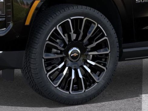 New 2026 Chevrolet Suburban High Country AWD/4WD image 9