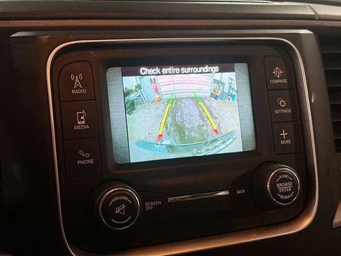 Used 2015 RAM 2500 Tradesman w/ Chrome Appearance Group image 15