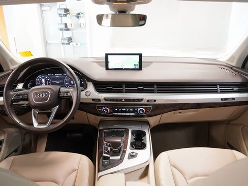 Used 2019 Audi Q7 2.0T Premium Plus image 21