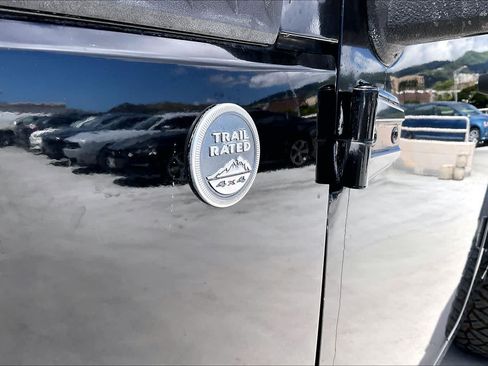 Used 2013 Jeep Wrangler Unlimited Sahara w/ Connectivity Group AWD/4WD image 7