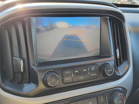 Used 2015 Chevrolet Colorado LT w/ LT Convenience Package image 19