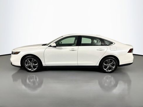 Certified 2024 Honda Accord EX image 8