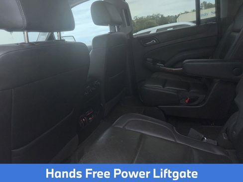 Used 2017 Chevrolet Suburban Premier RWD image 13