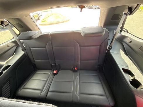 Used 2024 Chevrolet Tahoe LT RWD image 22