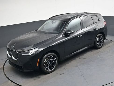 Used 2025 BMW X3 xDrive30i w/ Premium Package image 27