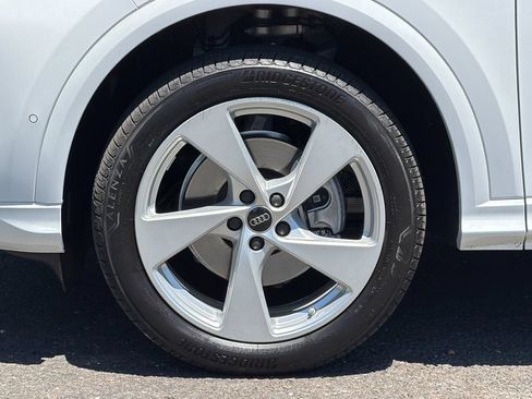 Certified 2025 Audi Q5 Premium w/ Premium Plus AWD/4WD image 38