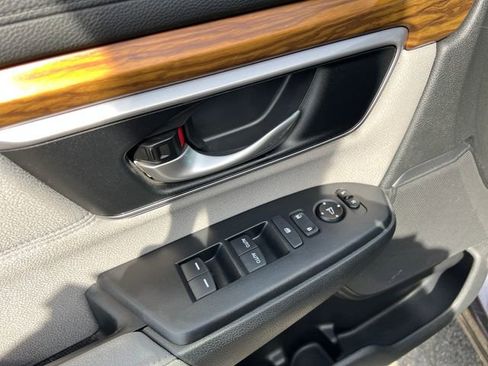 Used 2017 Honda CR-V EX image 30