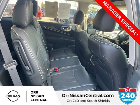Used 2019 INFINITI QX60 Luxe w/ Essential Package image 12