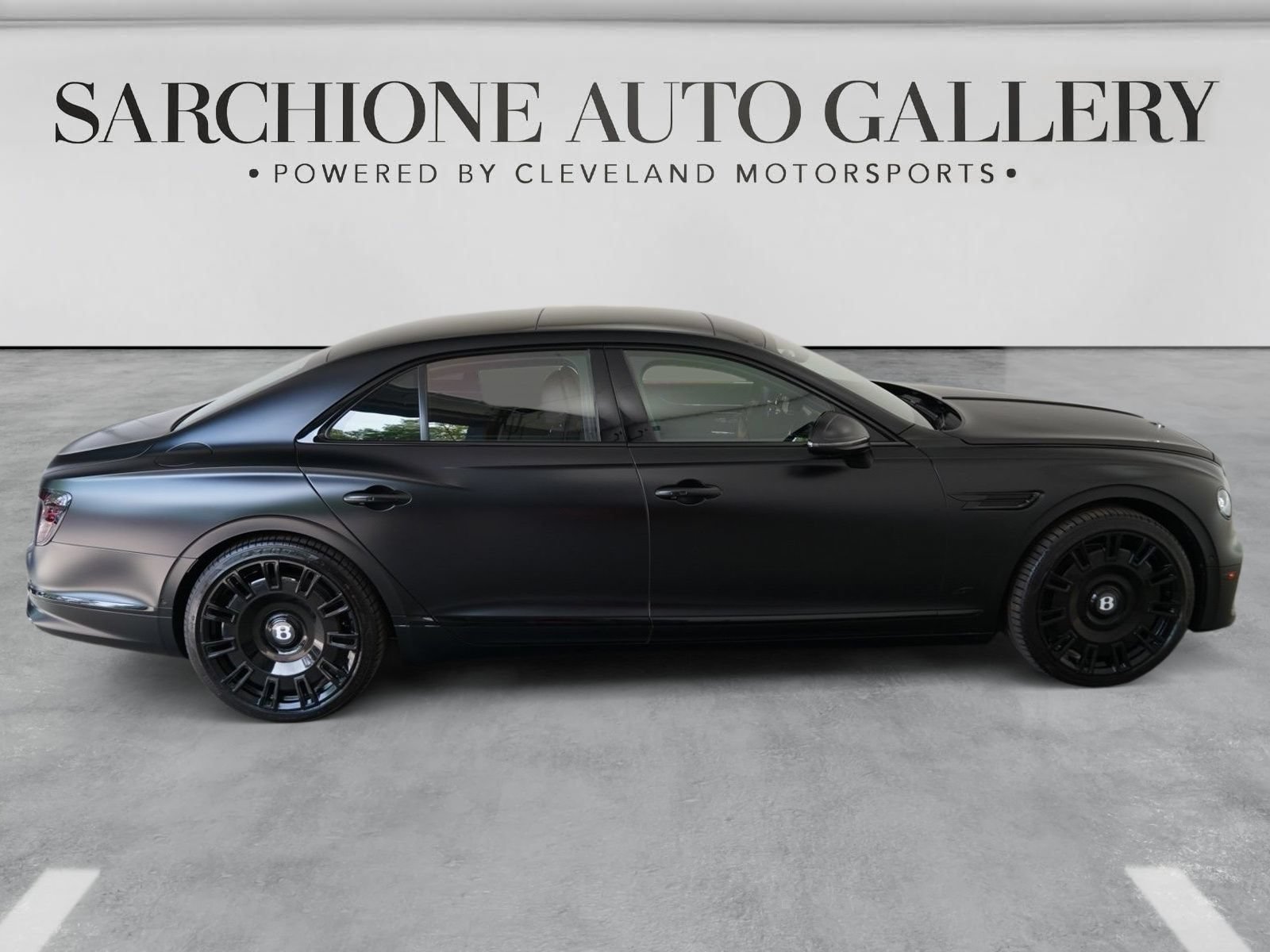 Used 2023 Bentley Flying Spur S V8 AWD/4WD image 2