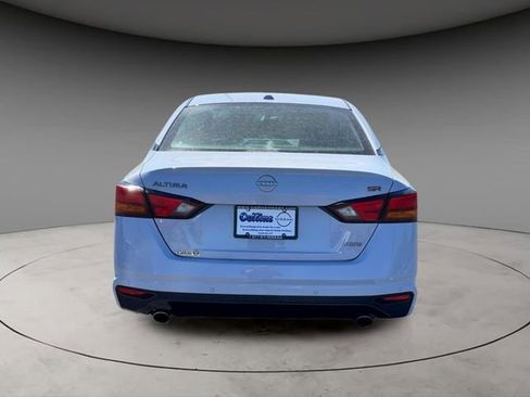 Certified 2024 Nissan Altima 2.5 SR w/ SR Premium Package AWD/4WD image 7