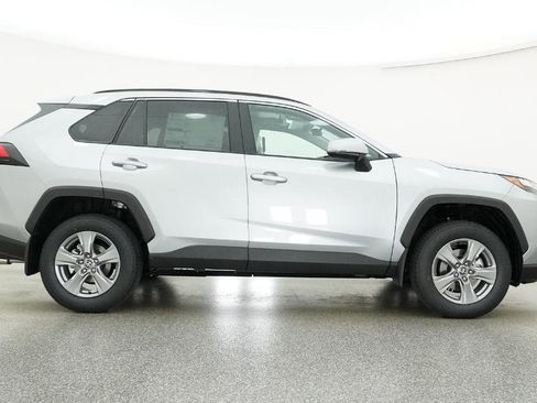 Certified 2025 Toyota RAV4 XLE w/ Convenience Package image 30