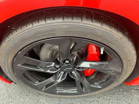 Certified 2022 Chevrolet Camaro LT RWD image 30