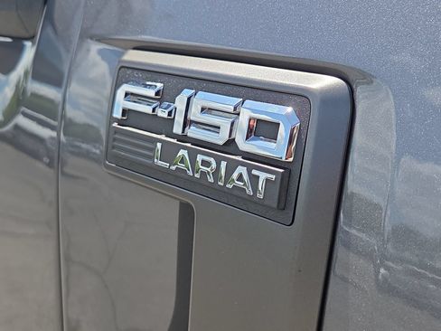 Used 2022 Ford F150 Lariat AWD/4WD image 16
