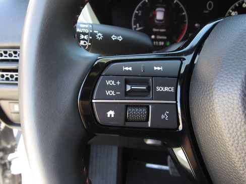 Certified 2023 Honda HR-V Sport image 23